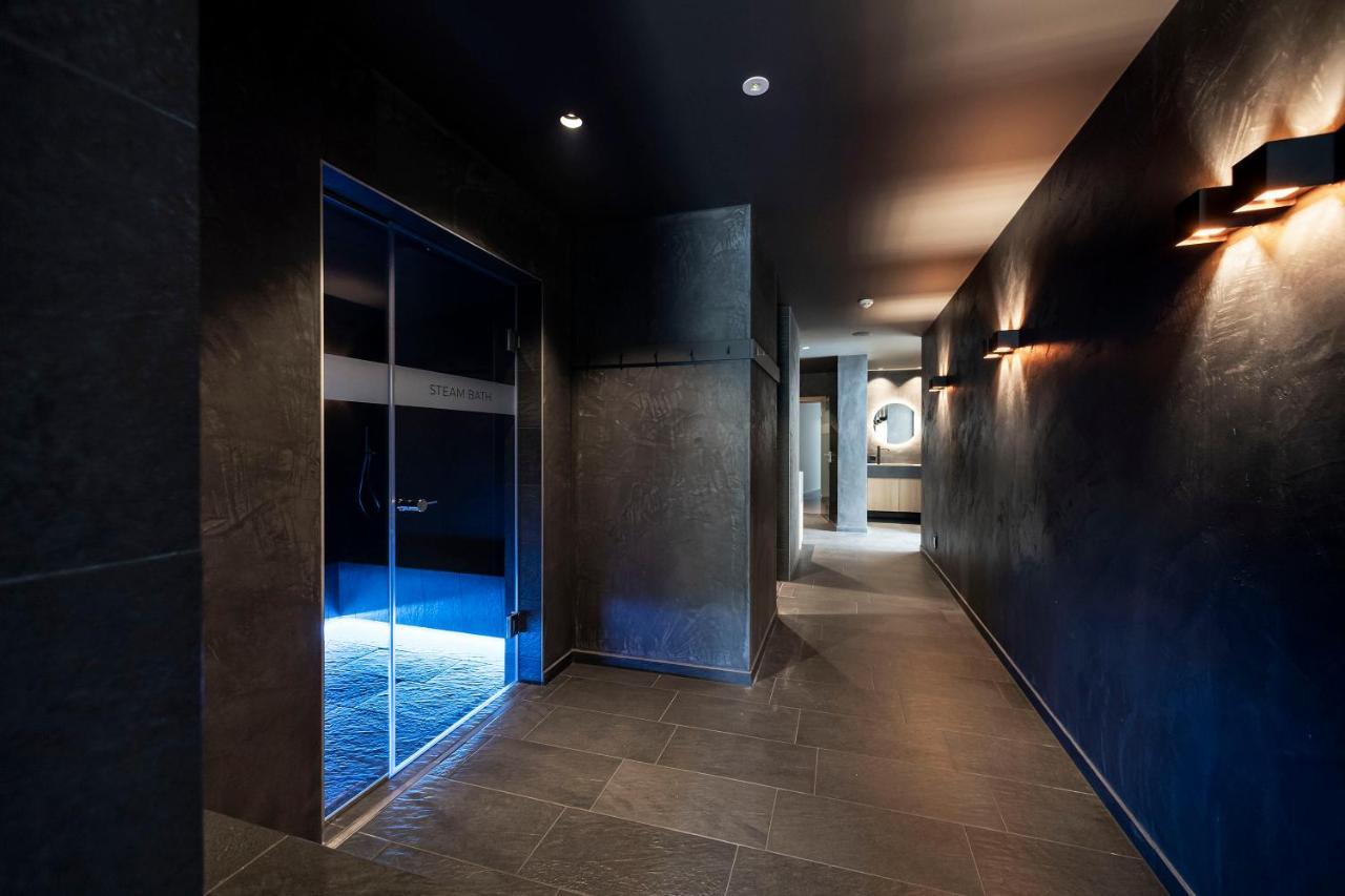 Belvedere - Adults Only - 14